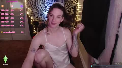 Snapshot of akirasuka chatting on February 9, 11:20 pm kirax online show from February 9, 11:20 pm