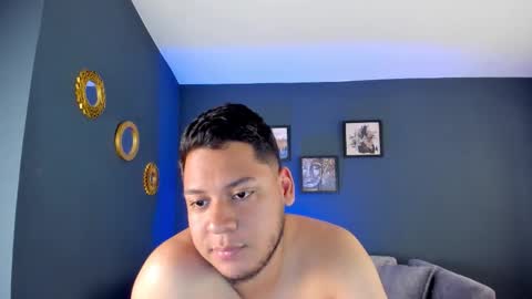 Akoon online show from March 9, 7:51 pm