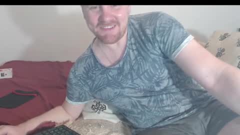 Snapshot of aktavian_w chatting on October 12, 5:12 pm aktavian_w online show from October 12, 5:12 pm