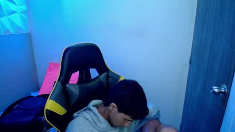 Akyra latin online show from February 25, 12:26 pm