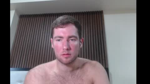 Snapshot of al3xzanderth3gr3at chatting on December 19, 7:51 am Alex online show from December 19, 7:51 am