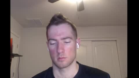 Snapshot of al3xzanderth3gr3at chatting on September 20, 12:33 am Alex online show from September 20, 12:33 am
