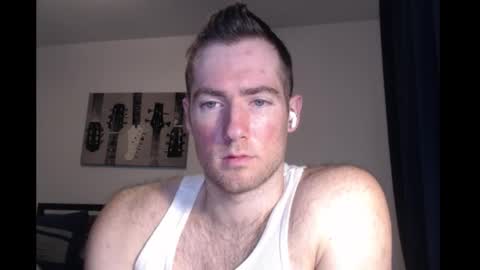 Snapshot of al3xzanderth3gr3at chatting on October 14, 6:58 am Alex online show from October 14, 6:58 am