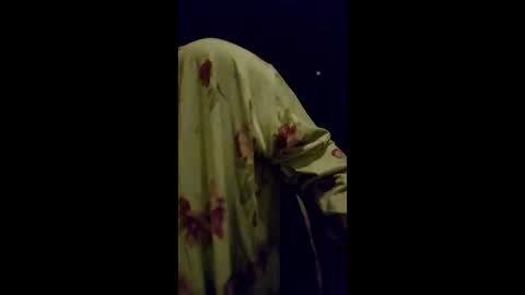 Snapshot of alabasterbunny chatting on April 15, 5:36 am alabasterbunny online show from April 15, 5:36 am