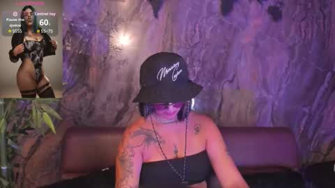 ALAHIA online show from October 21, 5:46 pm