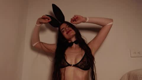           online show from October 17, 8:39 am