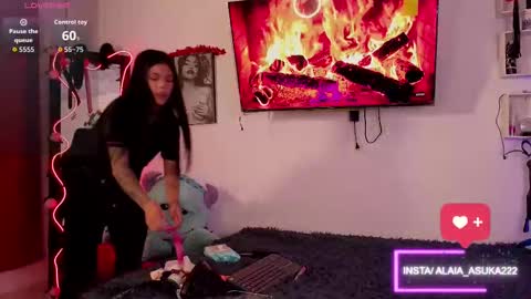 Alaia online show from October 4, 12:52 am