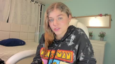 Alaia online show from January 6, 12:35 pm