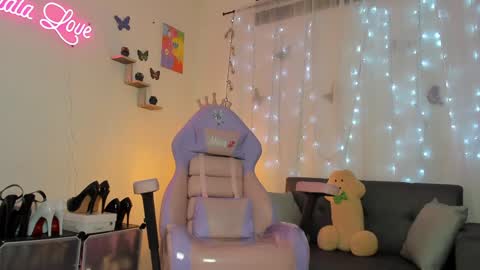 Alaia online show from January 20, 9:43 pm