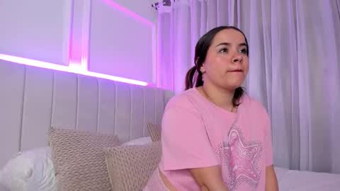 Snapshot of alaiapetite chatting on December 17, 12:33 pm alaiapetite online show from December 17, 12:33 pm