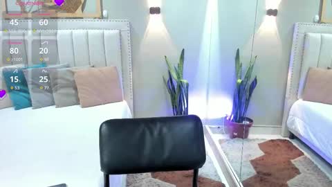     online show from November 24, 4:07 pm