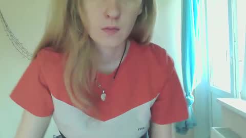 Snapshot of alalaska_ana chatting on April 27, 6:44 am Anna online show from April 27, 6:44 am