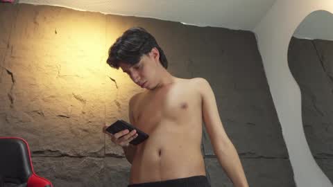 Alan Boy online show from May 30, 3:25 am