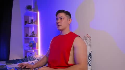 Alan Hadid online show from December 3, 8:40 pm