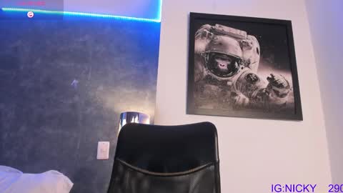 alan_morrys online show from February 27, 2:21 am