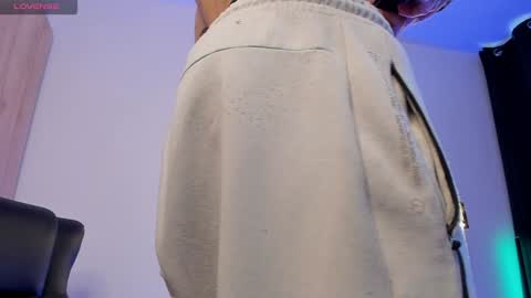 Alan online show from December 10, 1:11 pm