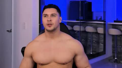 Snapshot of alan_vidal chatting on September 18, 1:51 am Alan Vidal online show from September 18, 1:51 am