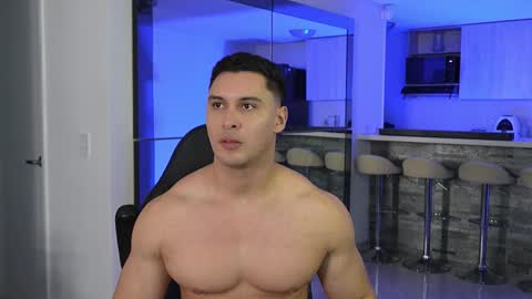 Snapshot of alan_vidal chatting on September 23, 12:46 am Alan Vidal online show from September 23, 12:46 am