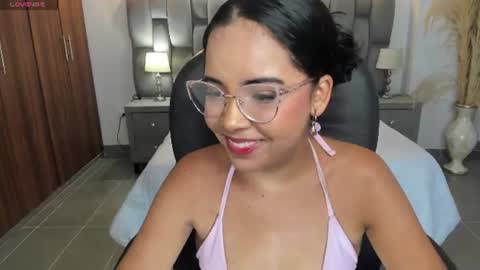 Snapshot of alana_martiins chatting on July 11, 7:16 pm alana online show from July 11, 7:16 pm