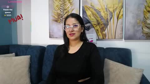 Alana  online show from March 28, 12:05 pm