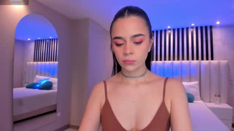 Alana online show from February 6, 12:15 am