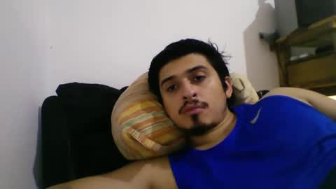 Snapshot of alanargenttt25 chatting on April 3, 5:38 am alanargenttt25 online show from April 3, 5:38 am