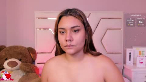 alanarousse_ online show from June 2, 11:56 am