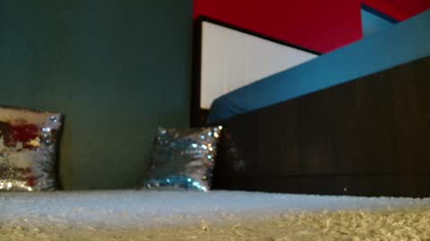 Snapshot of alanna_gold chatting on November 2, 4:37 am Alanna online show from November 2, 4:37 am