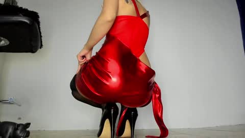 ALANNIS online show from December 28, 7:33 am