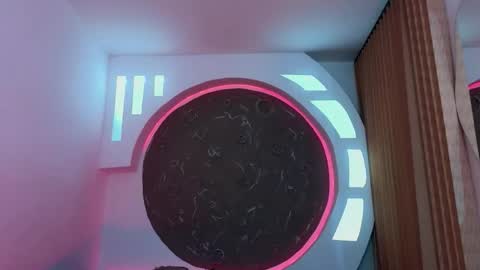 alan online show from December 18, 5:35 am