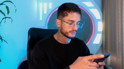 alan online show from December 22, 3:09 pm