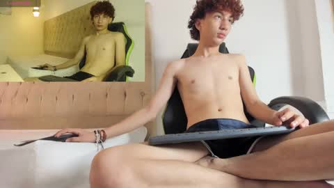 Snapshot of alantrickz365 chatting on September 12, 1:49 am alantrickz365 online show from September 12, 1:49 am
