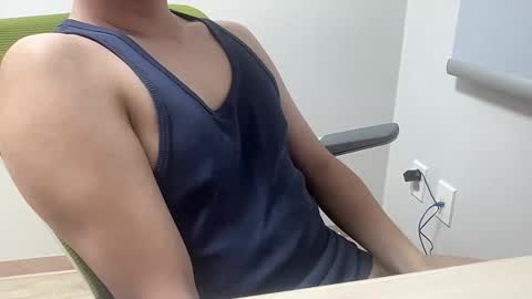 alanwu12 online show from September 12, 2:06 pm