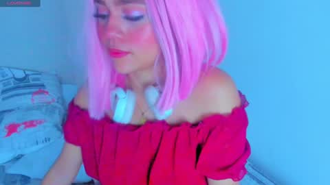 Snapshot of alaska_drew chatting on December 4, 1:25 am Alaska online show from December 4, 1:25 am