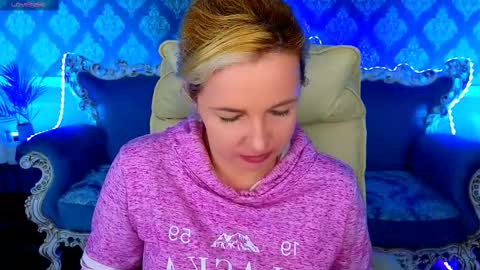 Snapshot of alaska_si chatting on March 4, 7:58 am alaska_si online show from March 4, 7:58 am