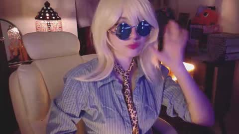 Snapshot of alaskagrace chatting on September 23, 2:58 am Alaska Grace online show from September 23, 2:58 am