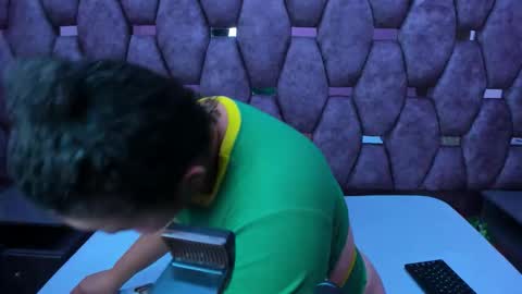 AlaSmith  online show from November 25, 2:22 am