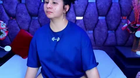 Snapshot of alasmith_ chatting on June 18, 9:14 am AlaSmith online show from June 18, 9:14 am