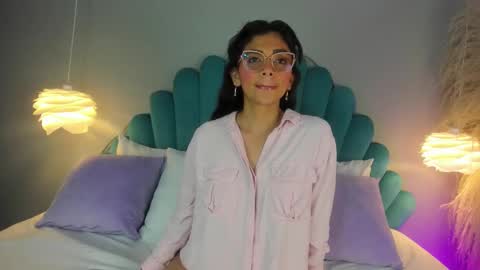 Alassia Hocthner online show from October 27, 11:36 am