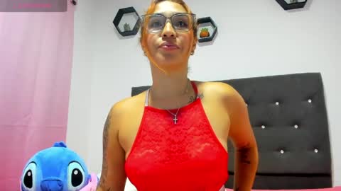 Snapshot of alba_grey chatting on May 15, 11:01 pm alba online show from May 15, 11:01 pm