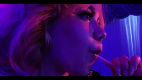 albaandthayron online show from November 14, 12:04 pm