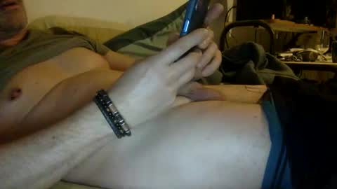 Snapshot of albandant chatting on January 25, 4:35 pm albandant online show from January 25, 4:35 pm