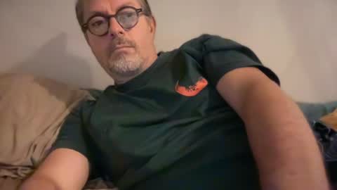 albandant online show from August 4, 9:23 am