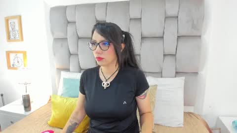 Snapshot of albedo_saekie chatting on August 8, 11:12 am albedo_saekie online show from August 8, 11:12 am