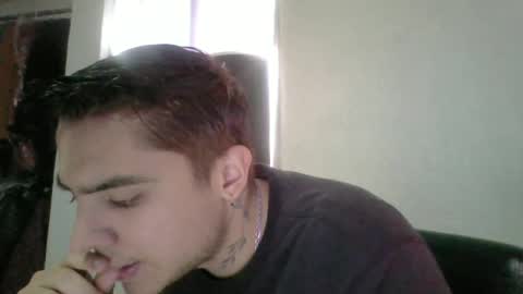 Snapshot of alber753713 chatting on July 2, 9:21 pm alber753713 online show from July 2, 9:21 pm