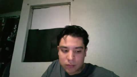 albertoarenas16 online show from May 30, 5:04 am