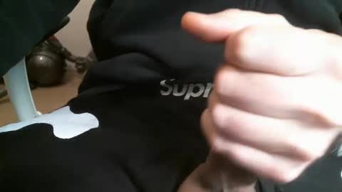 Snapshot of albertom78 chatting on December 10, 5:11 pm albertom78 online show from December 10, 5:11 pm