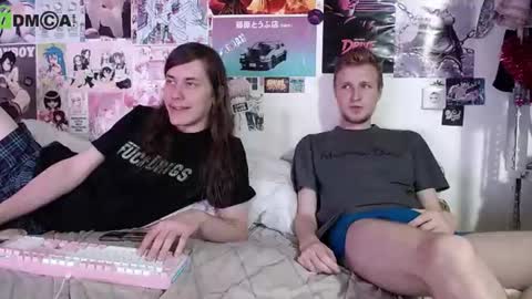 Snapshot of albertpainhate chatting on July 19, 8:45 pm Albert You can ------------ support me at online show from July 19, 8:45 pm
