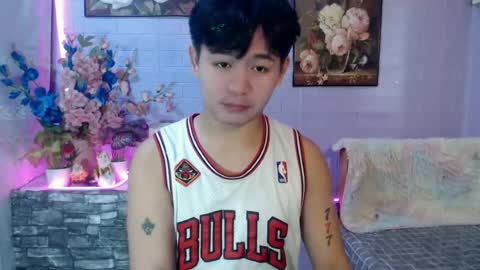 Snapshot of albertx_destroyer69 chatting on June 11, 2:44 am Albert online show from June 11, 2:44 am