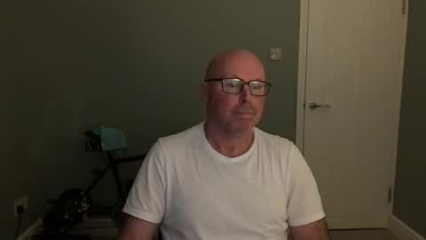 Snapshot of alc300170 chatting on October 20, 5:30 am alc300170 online show from October 20, 5:30 am